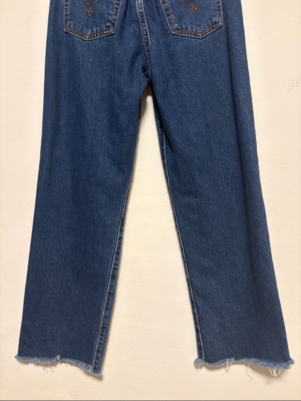 LEVI’S Ribcage Straight Ankle Jeans - Picture 5 of 11
